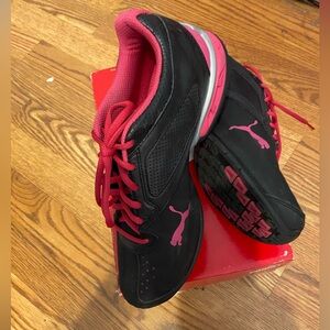 Women Soft Foam (Tazon 6 Wn’s FM) Puma Sneakers